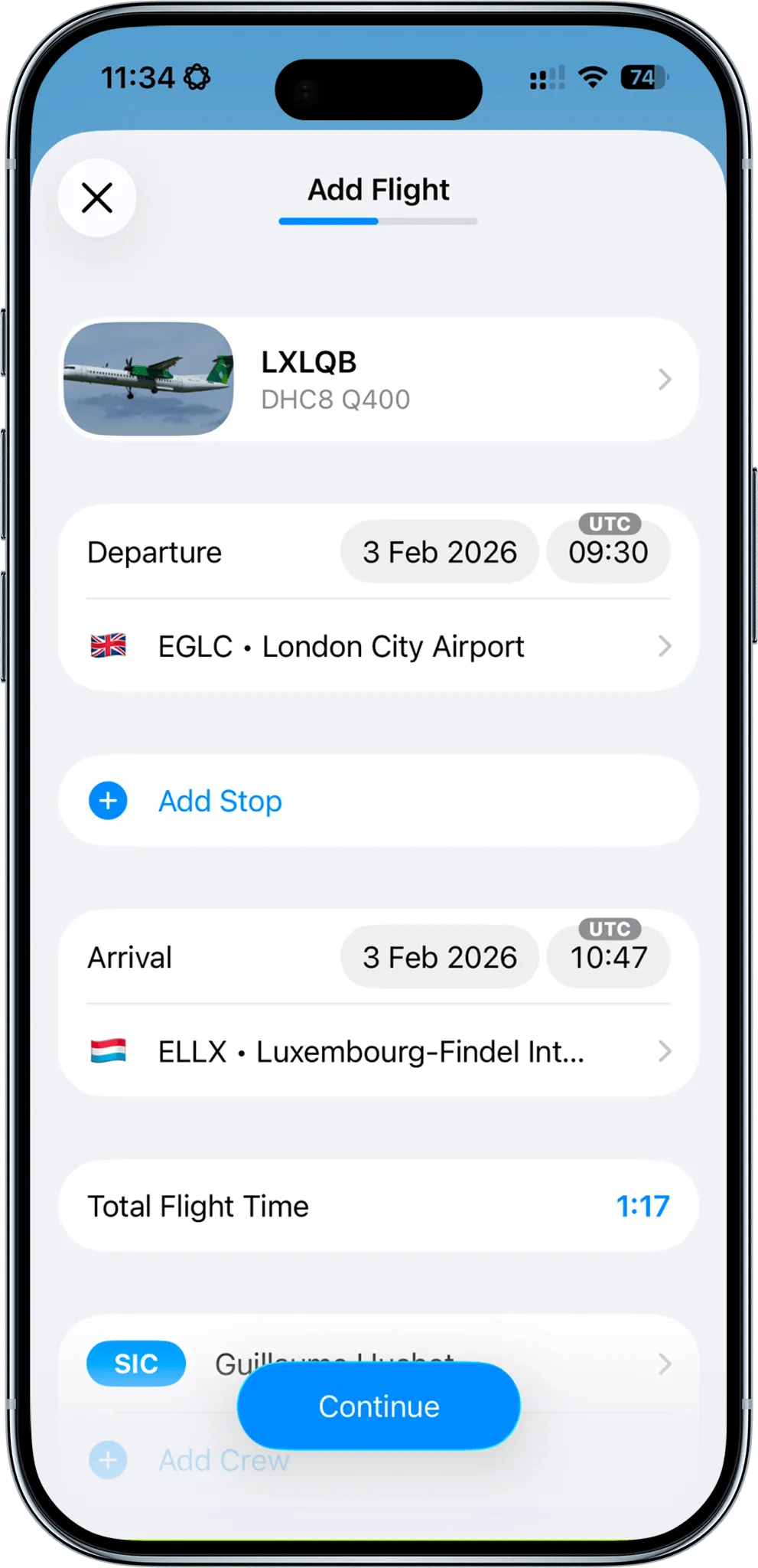 Skyden flight entry screen with route, times and crew fields
